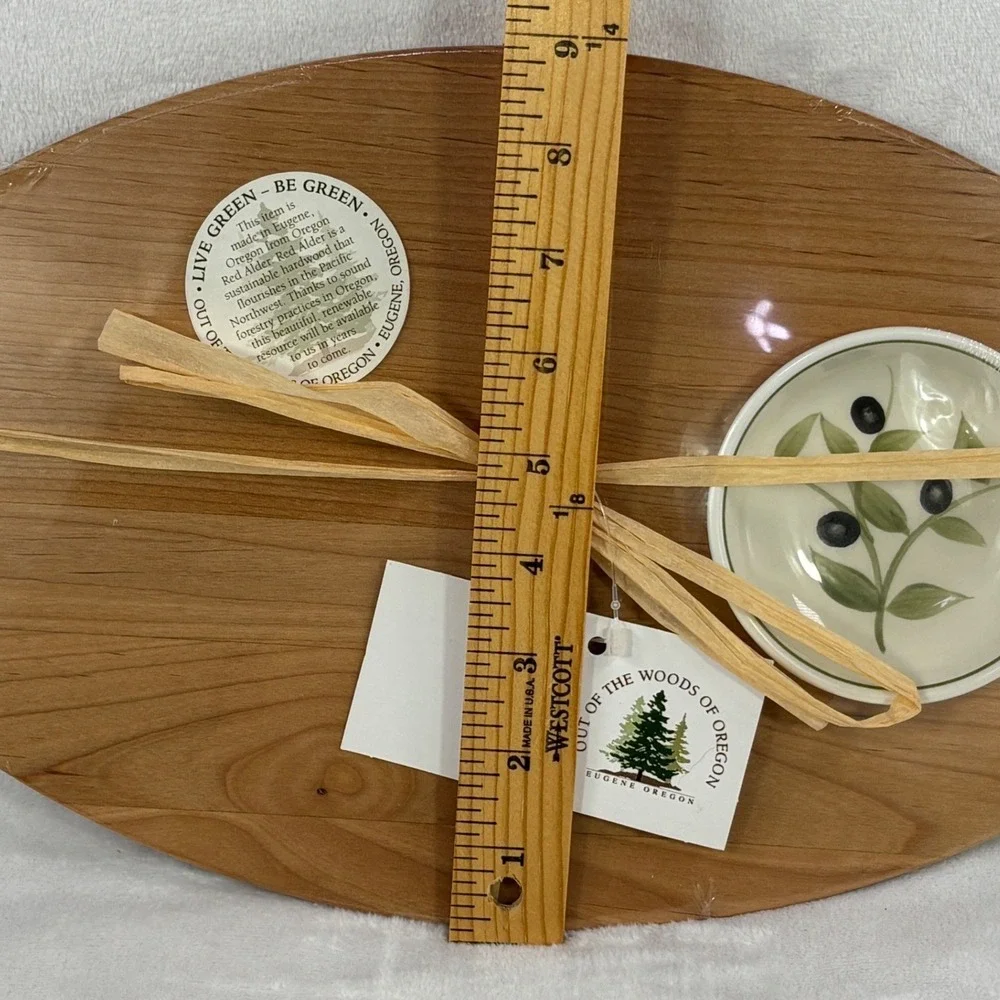 Out of the Woods of Oregon Red Alder Wood Bread & Oil Board w/ Ceramic Bowl NEW